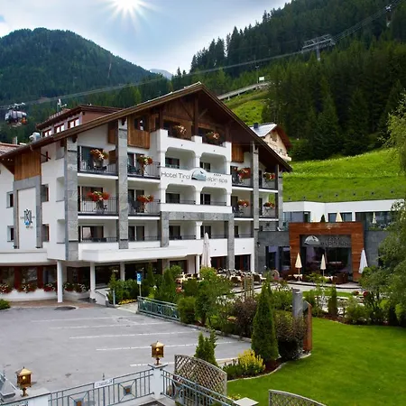 Tirol ホテル 4*