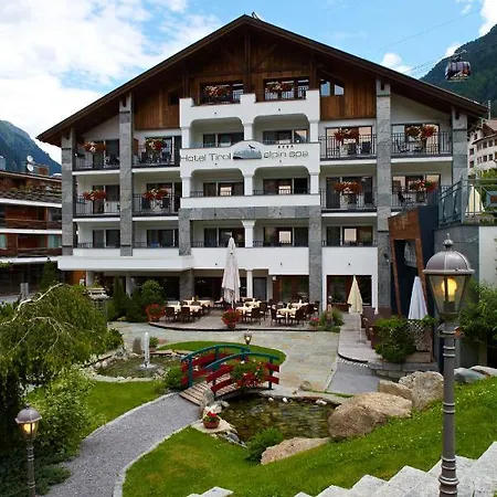 Tirol ホテル 4*